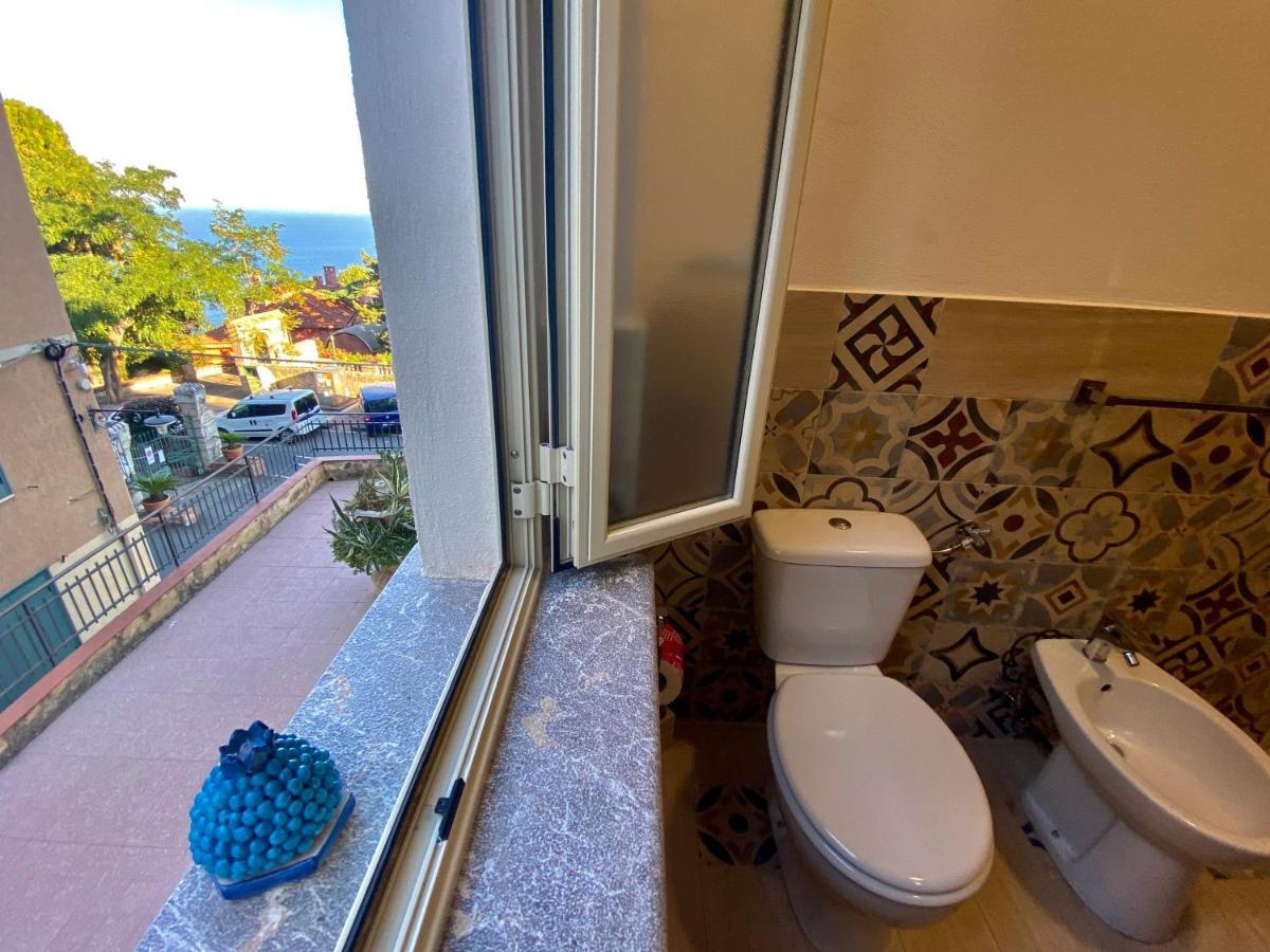 Double Room Balcony Side Sea View