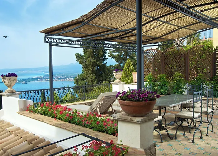 Villa CarlottaAlbergo